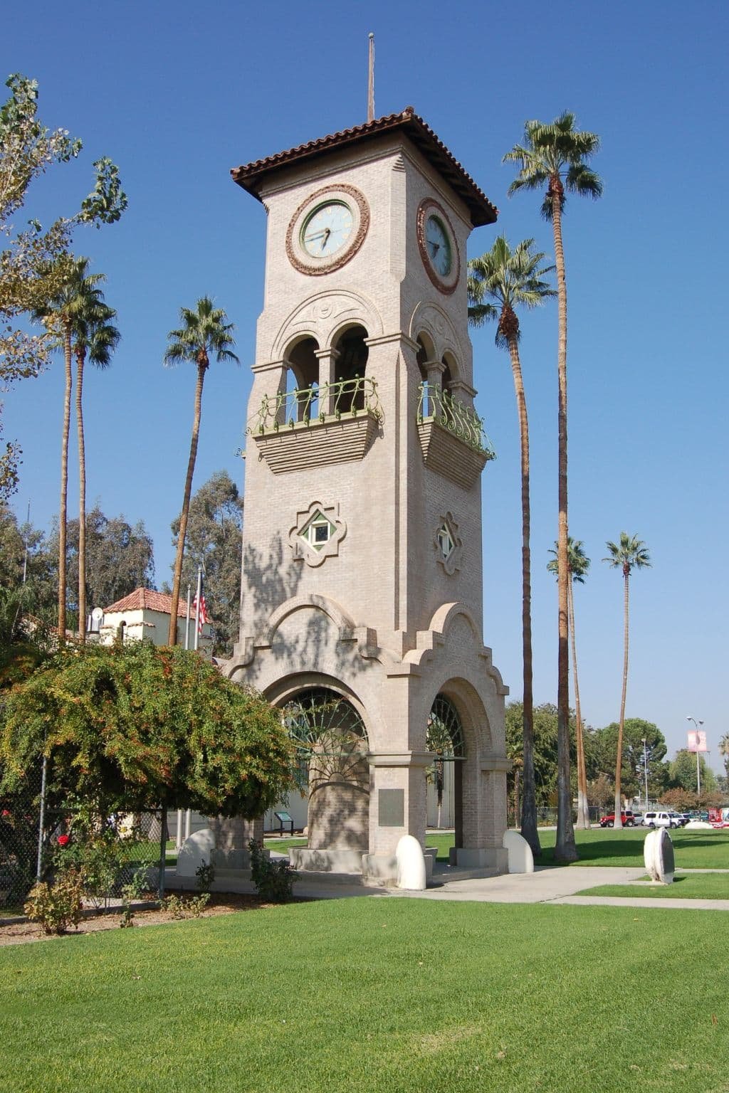 why Bakersfield, California